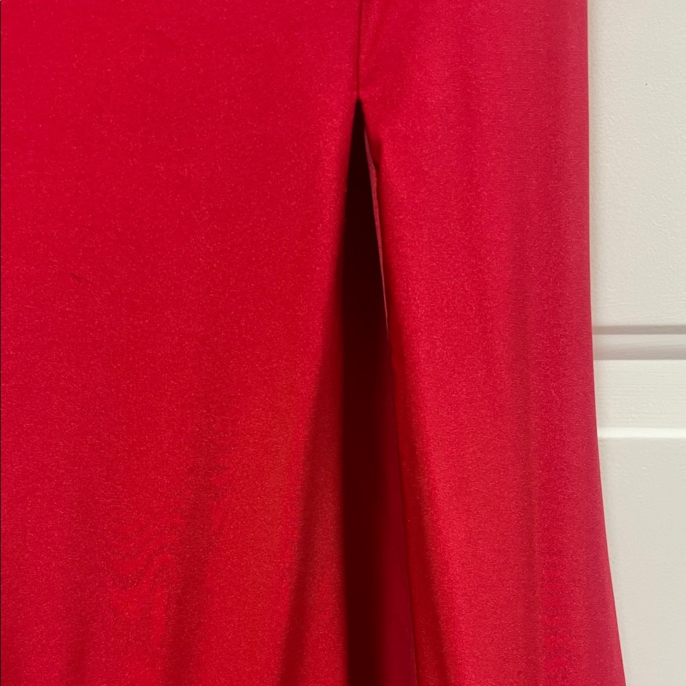 Ava Presley Elegant Red Off-Shoulder Dress - Picture 6 of 17